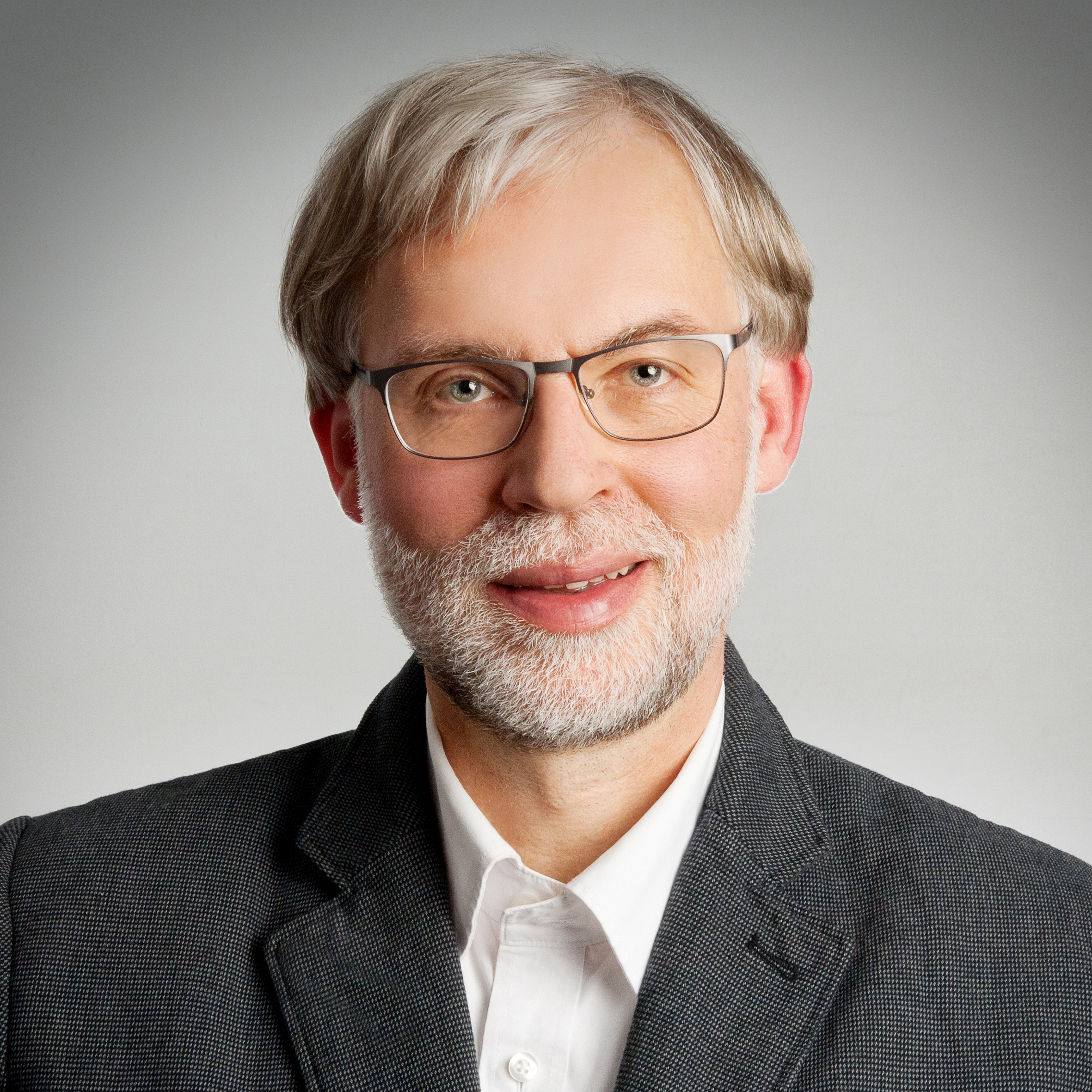 Prof. Matthias Drude